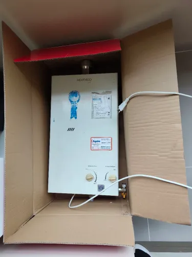 Aquecedor a gás  usado, funcionando, marca Komeco 20 litros - 350,00