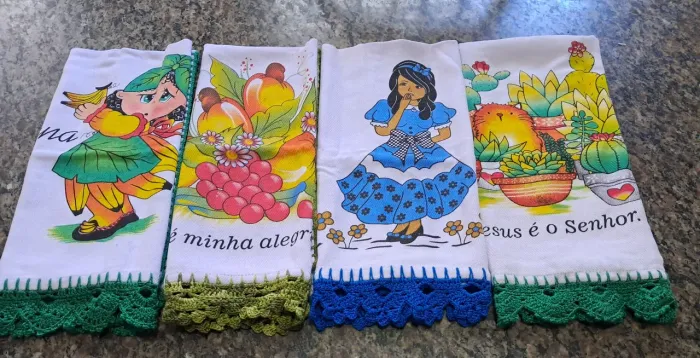 Kit 6 panos de pratos bordados a mão, Tam. G