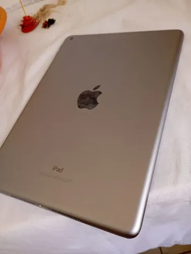 iPad pouco usado em perfeito estado 