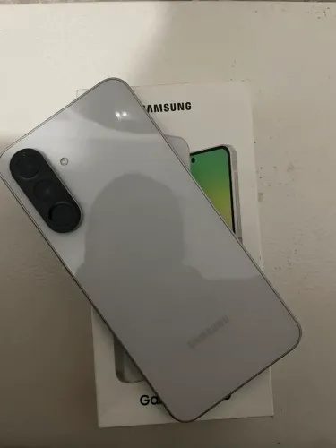 SAMSUNG A56