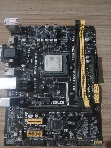 PLACA-MÃE COM DEFEITO PARA RETIRADA DE COMPONENTES OU CONCERTO