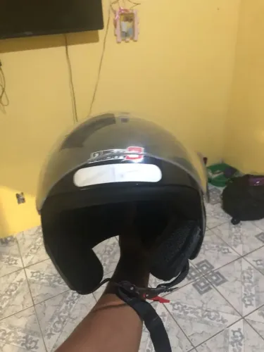 Capacete