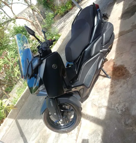 Moto Yamaha X Max