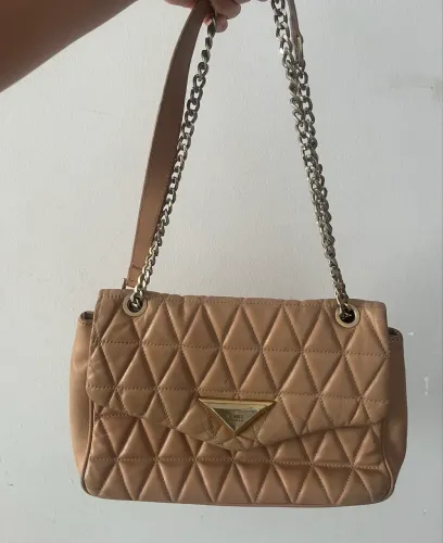 Bolsa Schutz 944