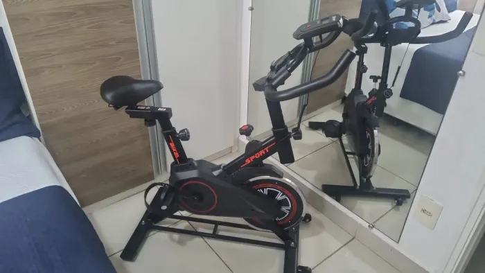 Bicicleta Ergométrica - Nova ( não faço entrega e somente pix ou dinheiro)