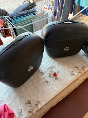 Baú lateral Givi E21