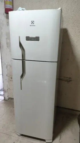 Geladeira Electrolux duas portas frost free