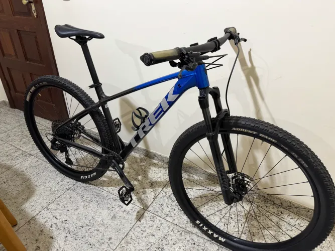 BICICLETA TREK MARLIN 8 -29 TAM. M/L