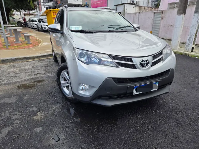 Toyota RAV4 2.0 4X2 16V Aut. 2014