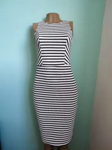 Vestido Midi listrado 