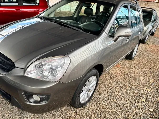 Kia Motors Carens EX 2.0 16V Aut. 2011