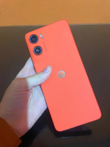 CELULAR MOTO G06 NOVO LARANJA