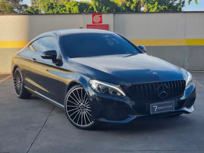 Mercedes-Benz C-180 CGI Coupe Avant. 1.6 TB 16V Aut. 2018