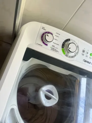 Máquina de lavar semi nova