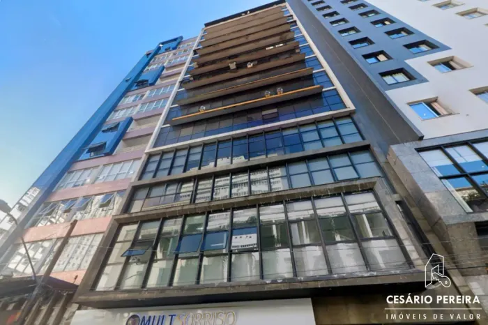 Andar Corporativo no Centro de Curitiba!