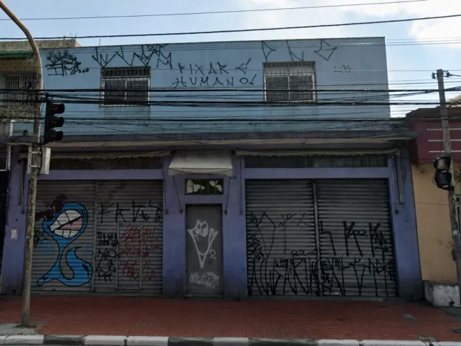 Loja na Avenida Paula Ferreira, 1947 590 m²