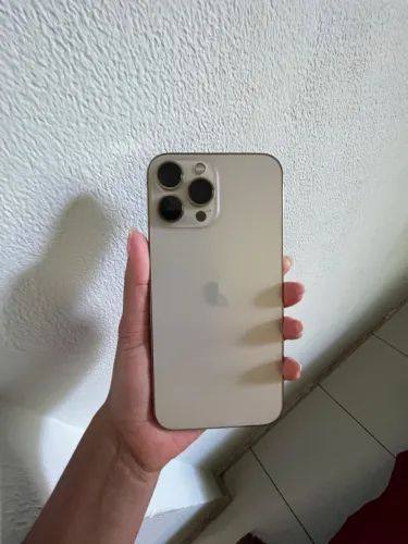 IPHONE 13 pro max dourado