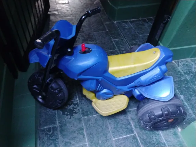 Vendo moto elétrica infantil