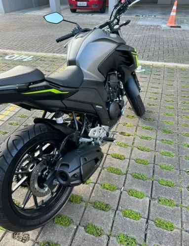 Moto Yamaha Fazer 25 / FZ 25 ano 2024 (Oportunidade)