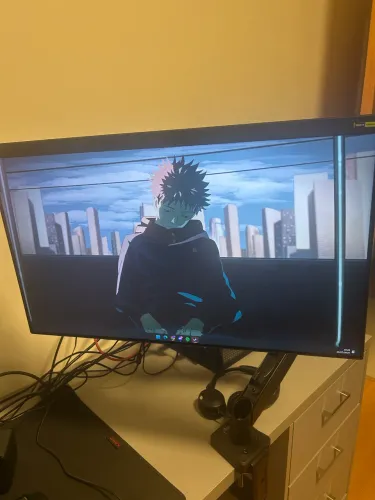 Monitor LG Ultra Gear 24 180Hz c/Braço Articulado Elg