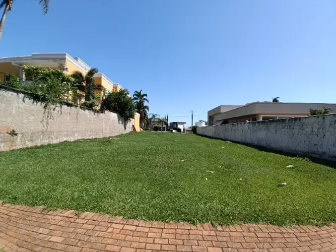 TERRENO 600 M² / CONDOMÍNIO DO LAGO GOIÂNIA