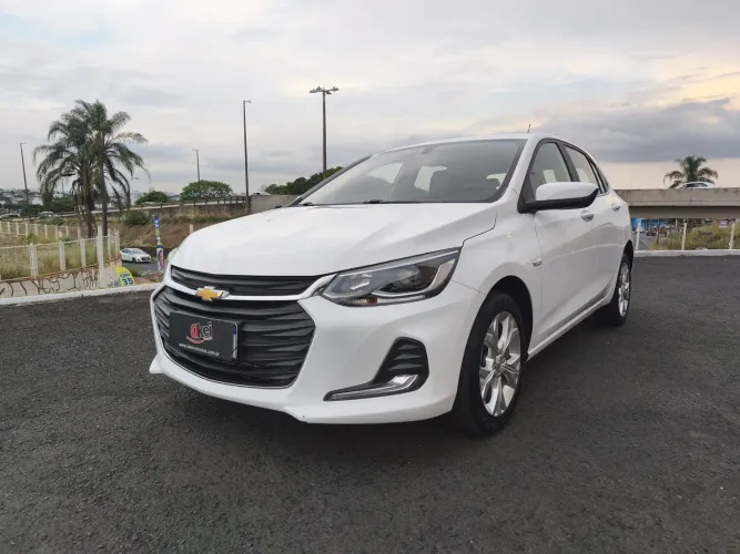 Chevrolet Onix Sedan Plus Premier 1.0 12V TB Flex Aut. 4P 2021