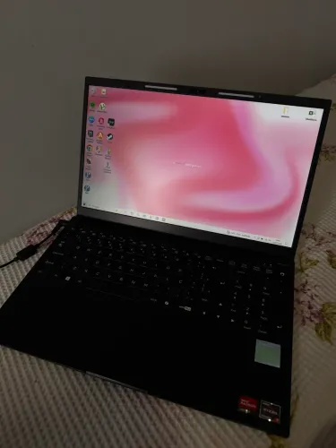 Notebook Positivo Vision R15 (aceito cartao) | Ryzen 7 5825U | 24GB RAM | SSD 512GB
