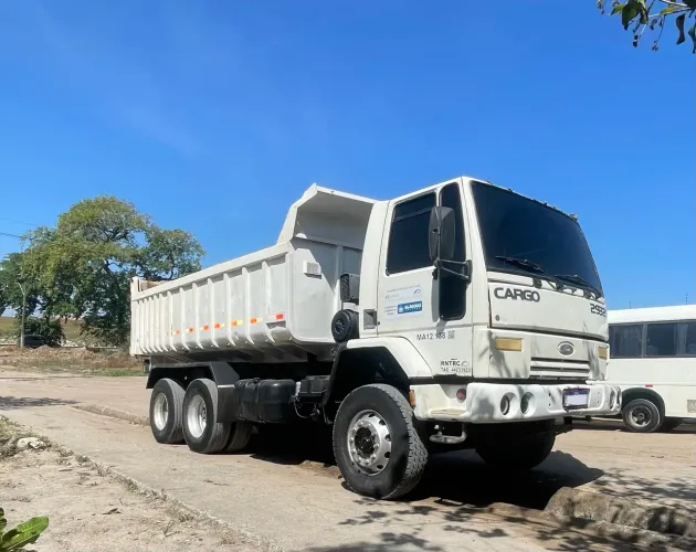 Caçamba traçada 