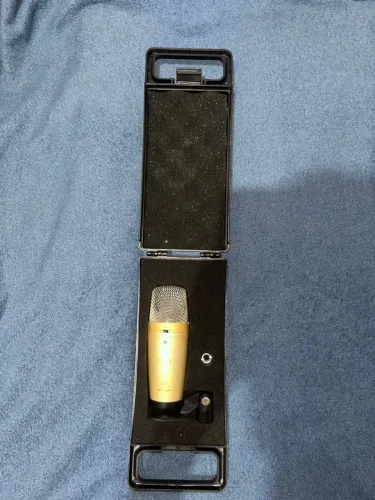 Microfone Behringer C3