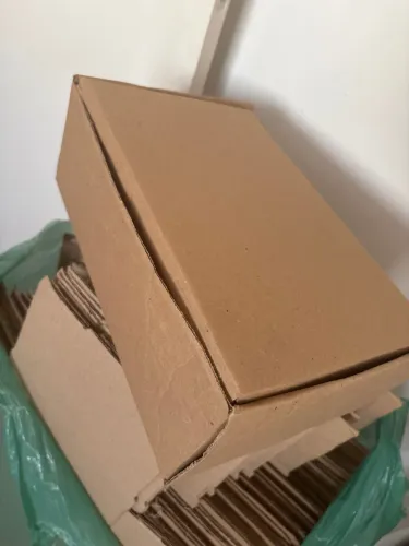 Caixas de papelão para comércio