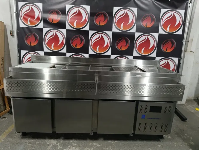 Balcão de Barman Refrigerado 3 portas  220 volts  Caribe, fabricado pela Referencial Inox