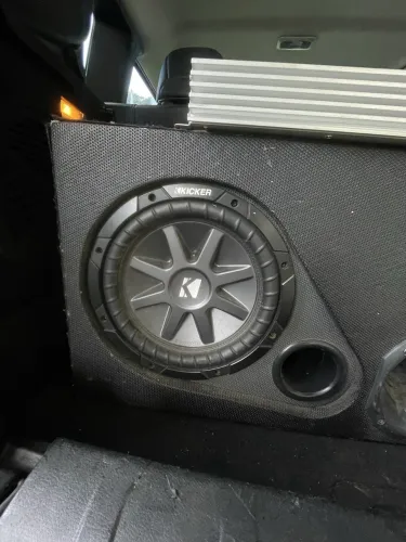 Subwoofer Kicker