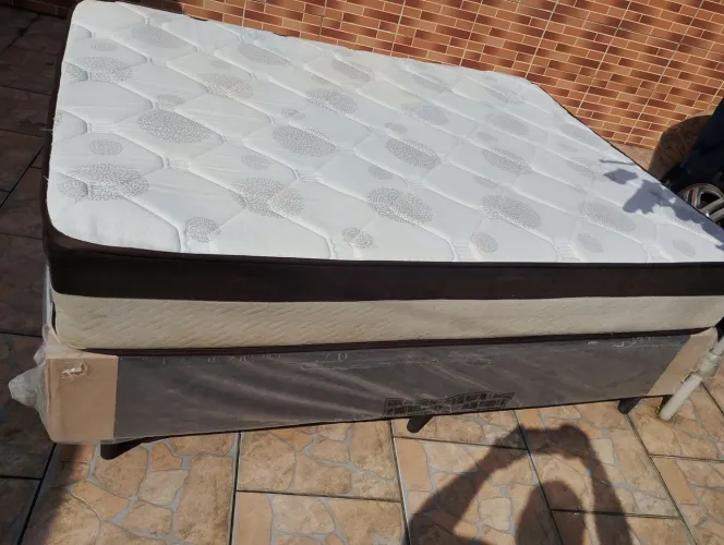 Cama box casal.... ENTREGO 