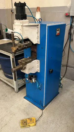 Maquina de solda ponto 40kva pneumática pontiadeira