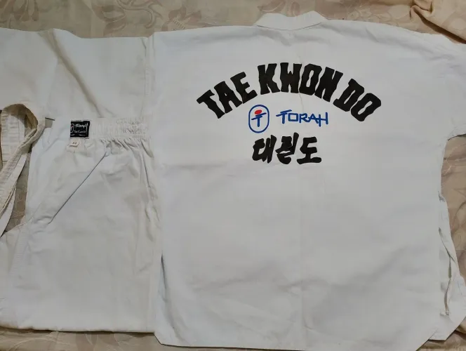 Dobok Taekwondo torah