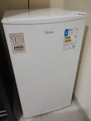 Frigobar 220 V
