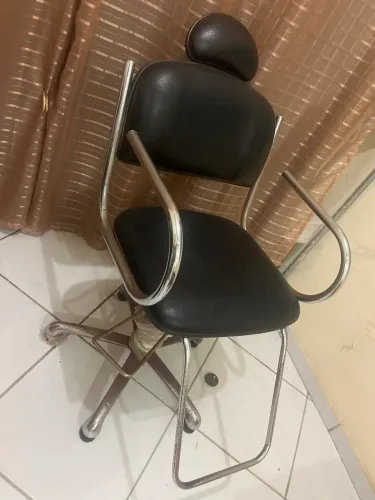 Cadeira salão regula altura 