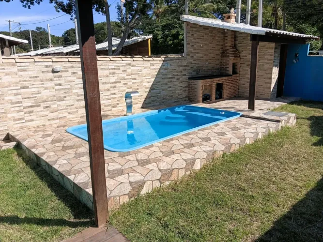 Casa de praia com piscina, cisterna e já mobiliada em Unamar