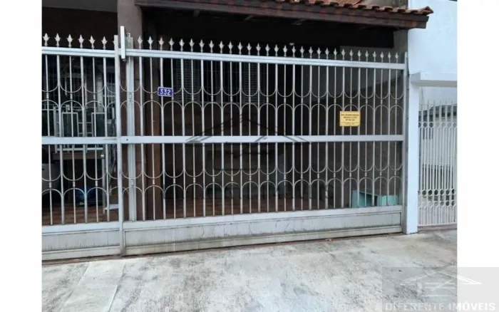 Casa para venda com 5 casa no quintal na Vila Rica !