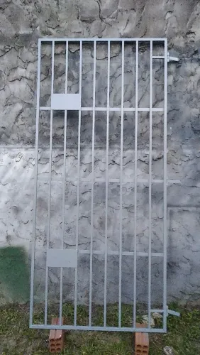 Novo portão galvanizado e pintado de 500,00 por 480,00