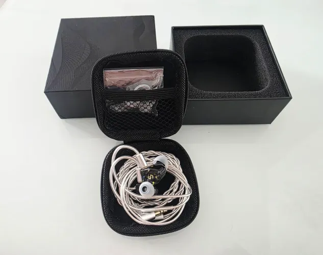 Fone de Ouvido Intra-auriculare Venture Electronics UA Guangzhi