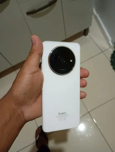 Celular redime A3X bem conservado, pra vender logo, valor 750, todo original