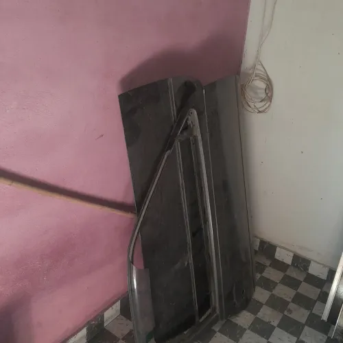 Portas, capô, retrovisor, Chicote, bancos, telescópio, eixo, bandeija etc do kadett