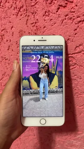 iPhone 8 Plus 