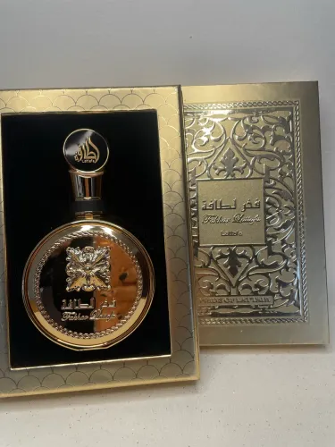 ? VENDO FRASCOS ORIGINAIS DE PERFUMES IMPORTADOS COM CAIXA ?