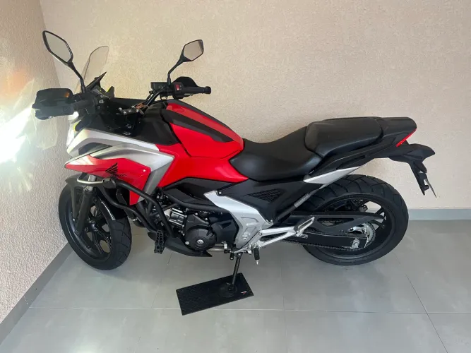 HONDA NC 750X - EXCELENTE ESTADO | GARANTIA DE FÁBRICA