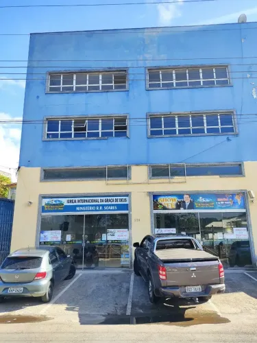 Galpão/Depósito/Armazém/Sala Comercial/Prédio para venda possui 742 metros quadrados