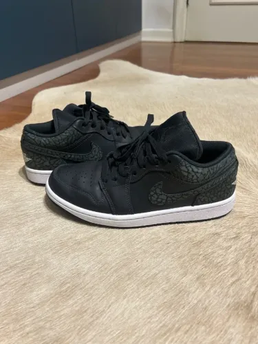 Air Jordan 1 Low SE Black Elephant