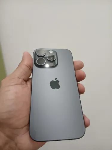 IPhone 16 Pro 128Gb e 94% de bateria 