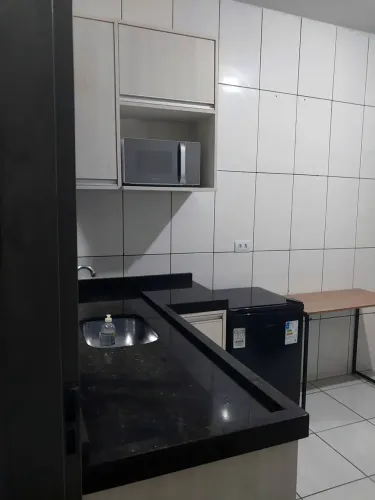 Apartamento para aluguel possui 22 metros quadrados em Jardim Itaipu - Maringá - Paraná